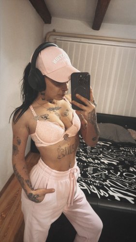 Bella
